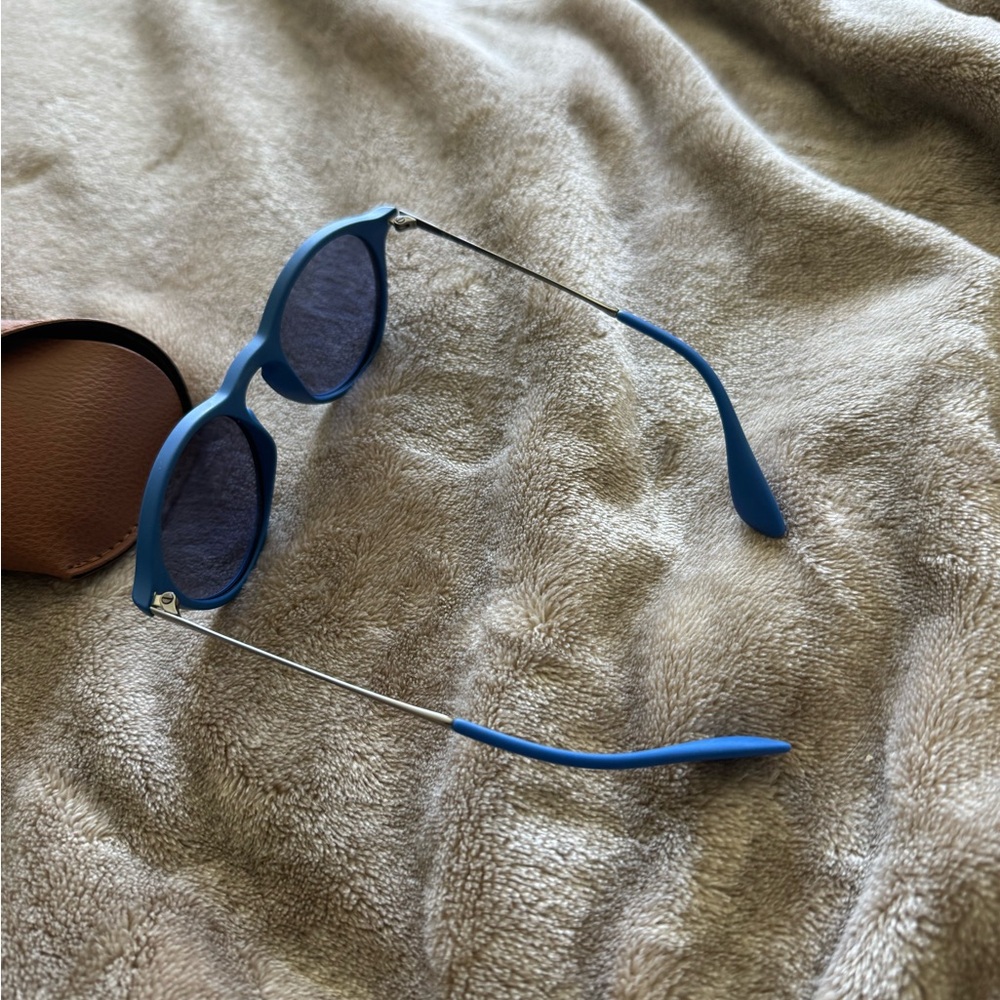Ray-Ban RB4243 Vibrant Blue Circular Eyewear - Picture 2 of 4